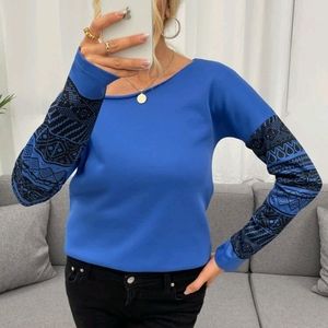 Geo Pattern Sweatshirt